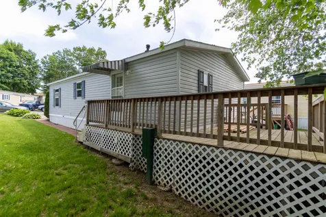 21 Seabreeze Drive North Hampton NH 03862