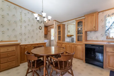 21 Seabreeze Drive North Hampton NH 03862