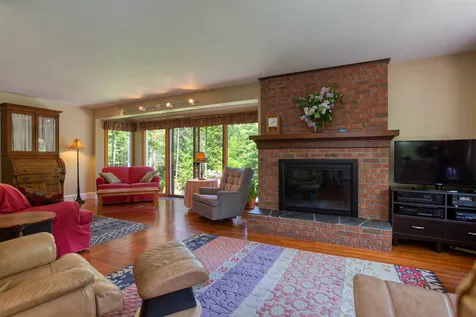 6099 Us Route 4 Bridgewater VT 05034