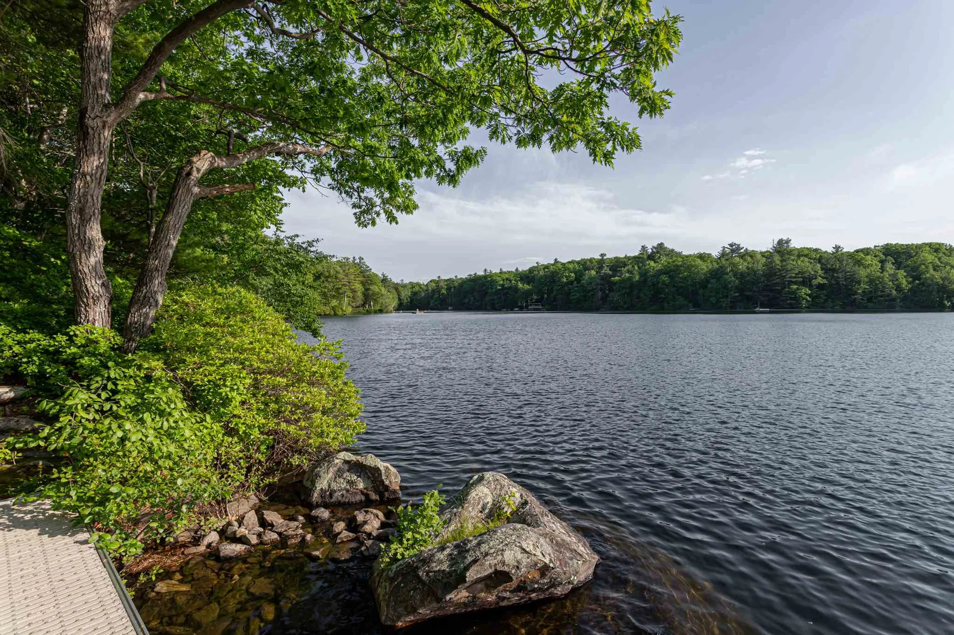 104 Pondview Road Weare NH 03281