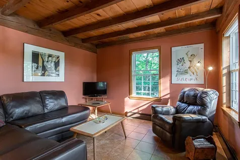104 Pondview Road Weare NH 03281