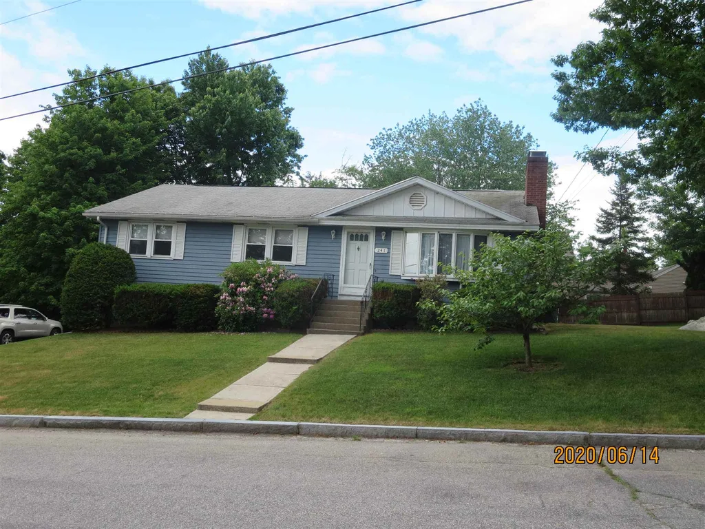 241 Mayflower Drive Manchester NH 03104