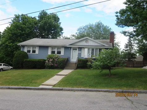 241 Mayflower Drive Manchester NH 03104
