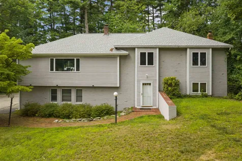 10 Woodvue Road Windham NH 03087