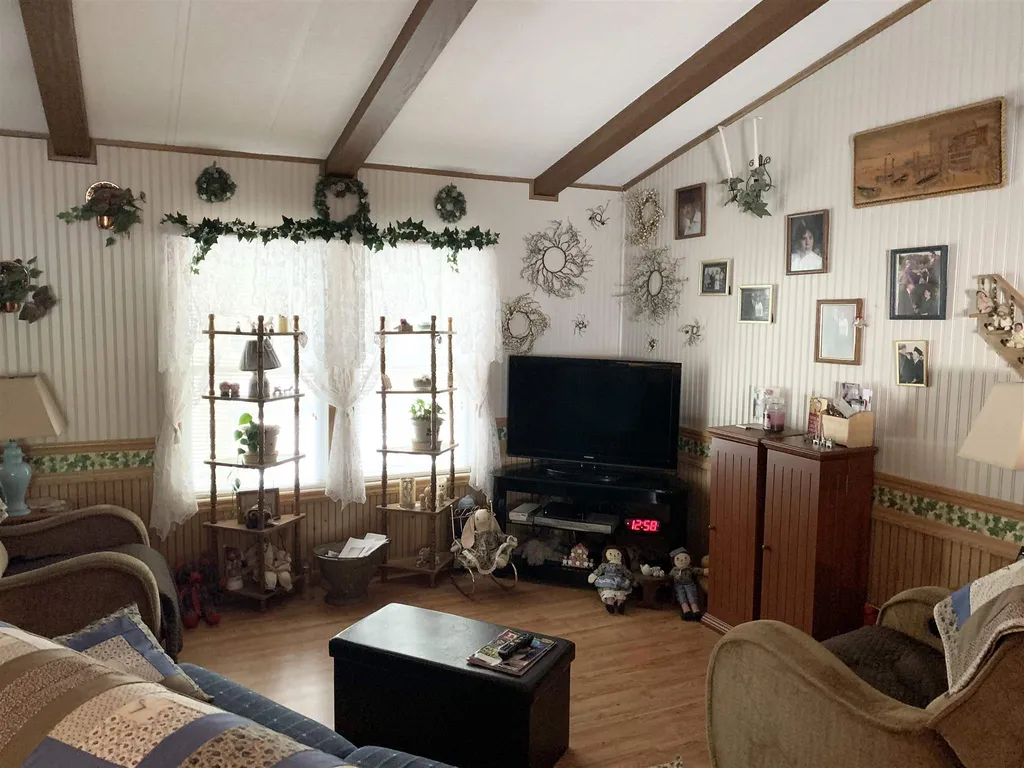 26 Brownstone Lane Rochester NH 03867