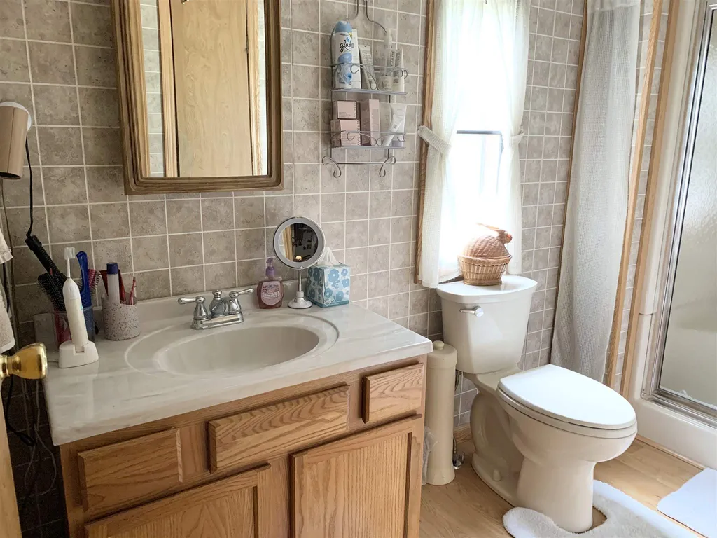 26 Brownstone Lane Rochester NH 03867