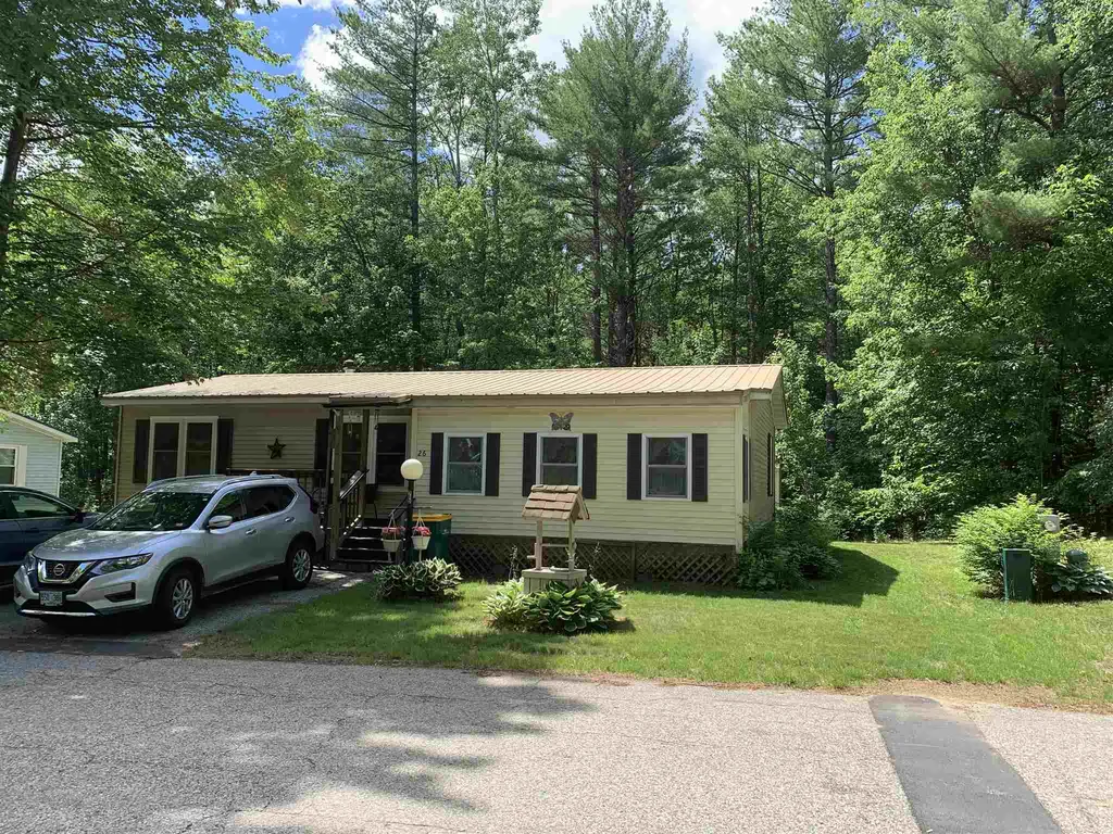 26 Brownstone Lane Rochester NH 03867