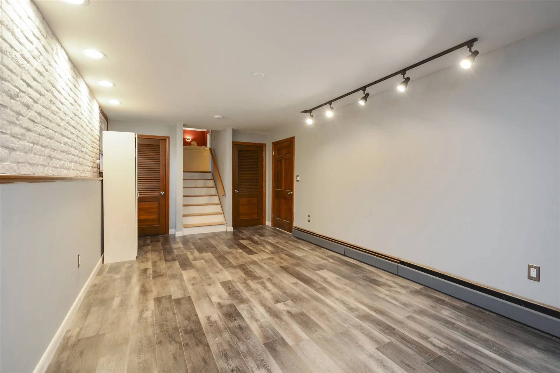 11 Beech Hill Drive Londonderry NH 03053