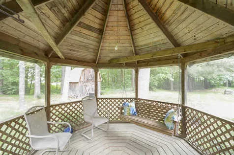 11 Beech Hill Drive Londonderry NH 03053