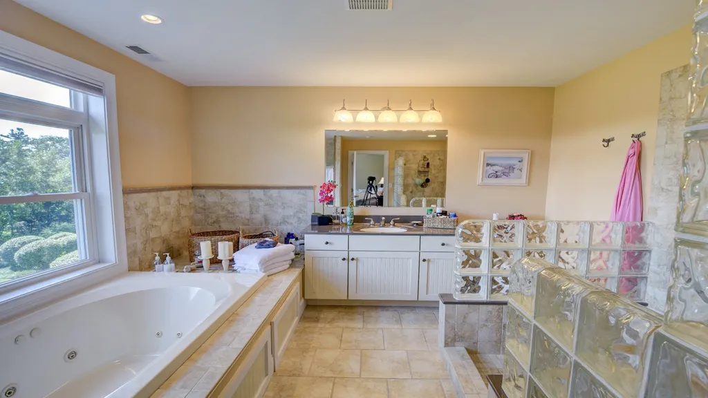 15 Fox Crossing Laconia NH 03246