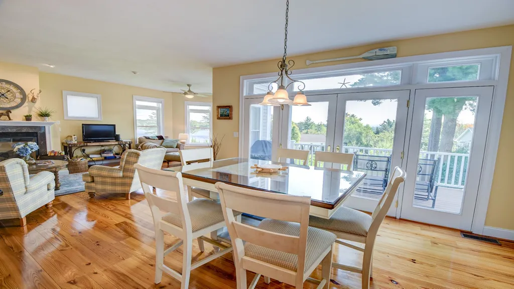 15 Fox Crossing Laconia NH 03246