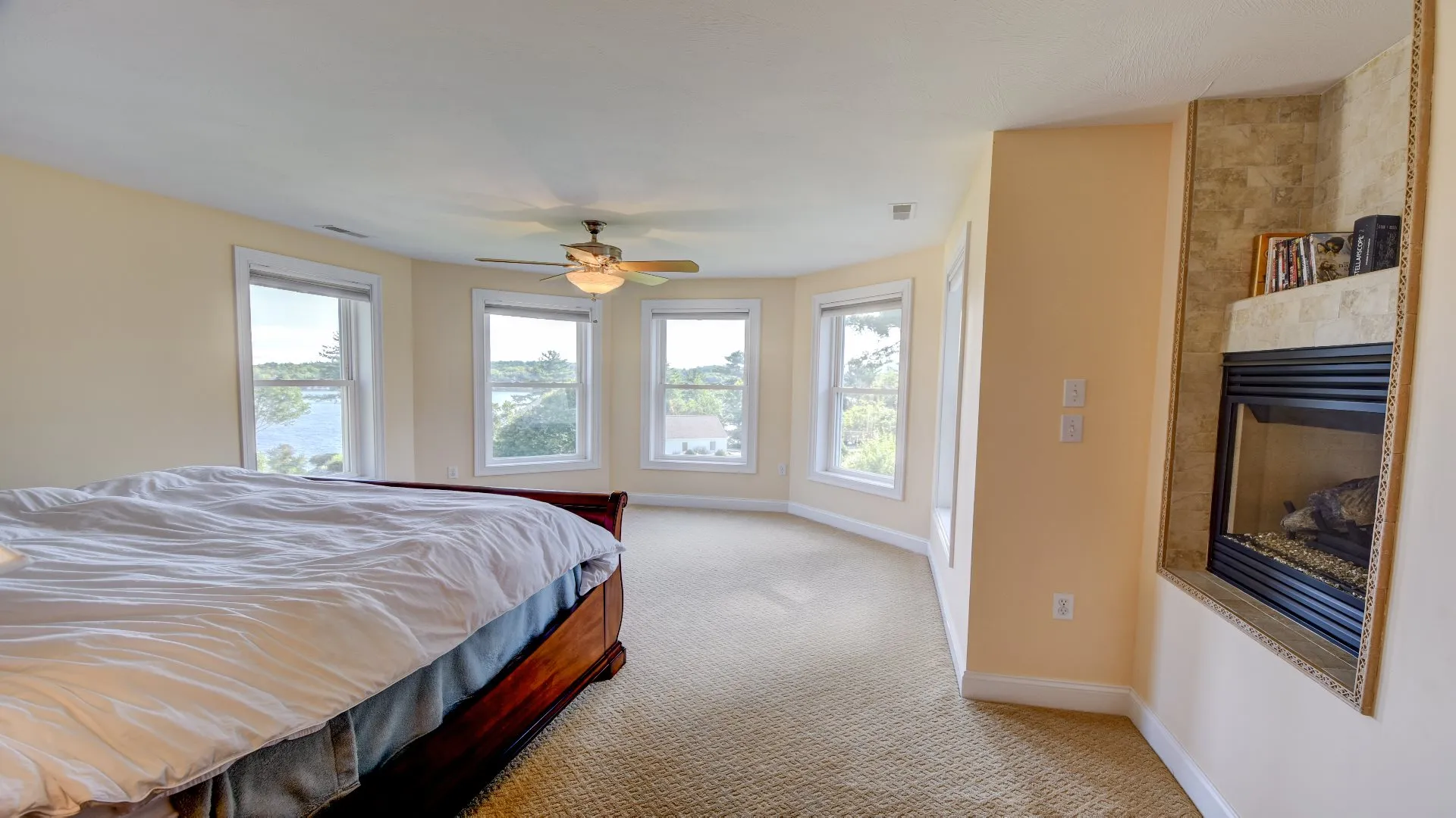 15 Fox Crossing Laconia NH 03246