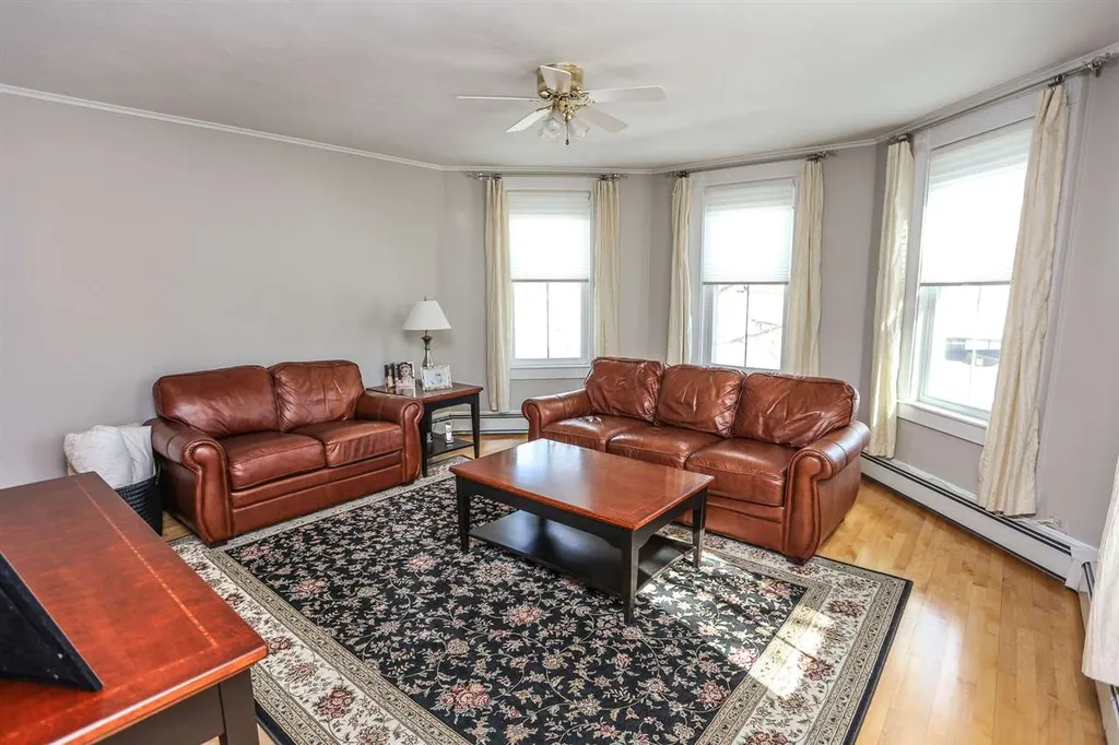 198 Walnut Street Manchester NH 03104