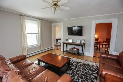 198 Walnut Street Manchester NH 03104
