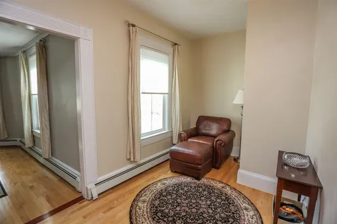 198 Walnut Street Manchester NH 03104