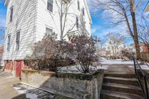 198 Walnut Street Manchester NH 03104