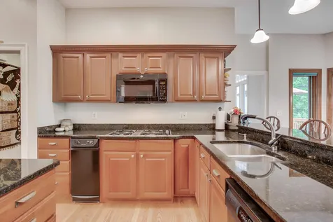 7 Kara Drive Chichester NH 03258
