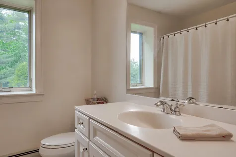 7 Kara Drive Chichester NH 03258
