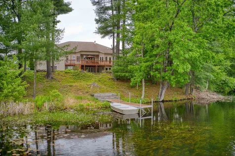 7 Kara Drive Chichester NH 03258