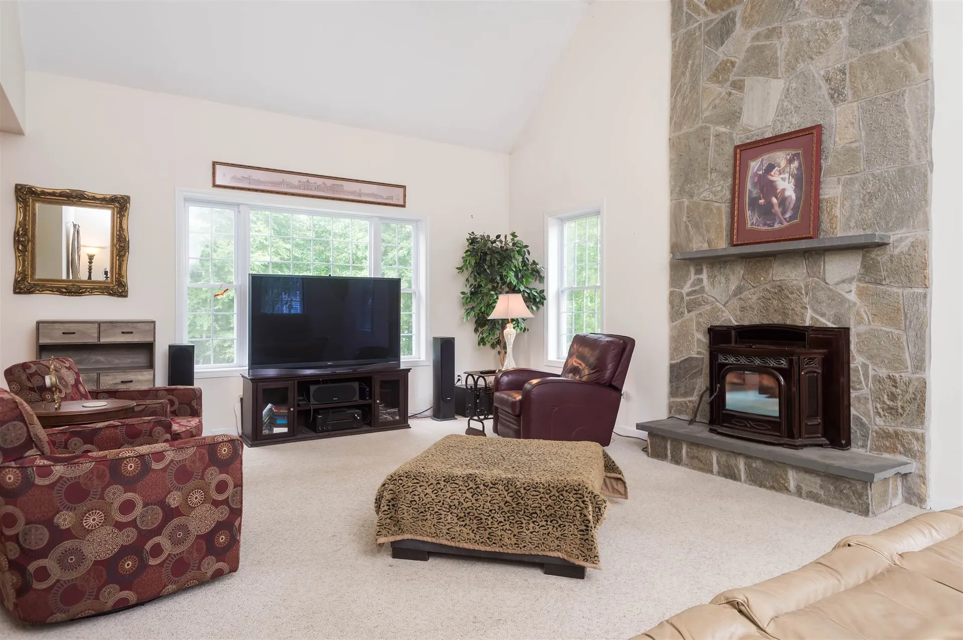 23 Thurston Drive Lee NH 03861
