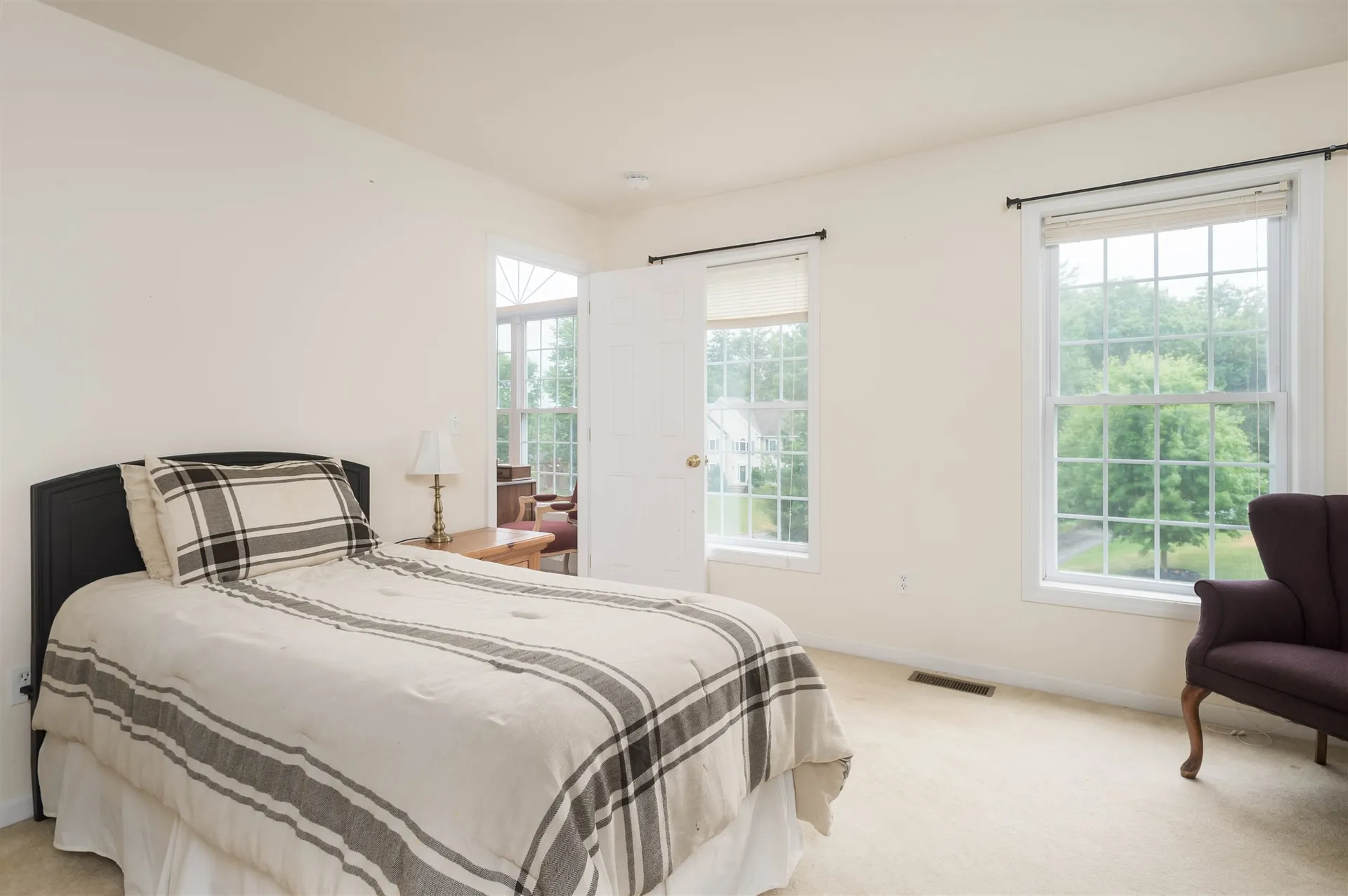 23 Thurston Drive Lee NH 03861