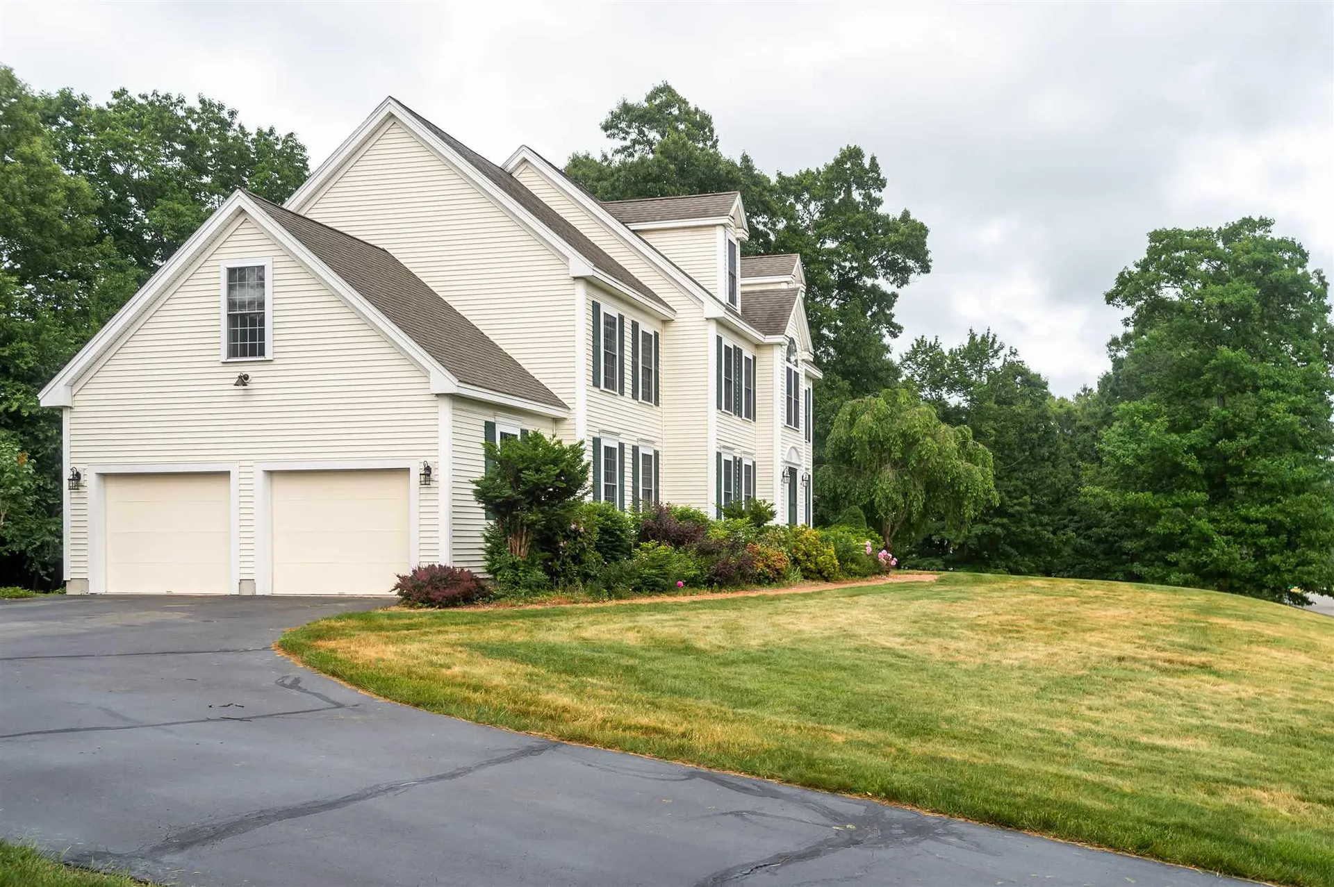 23 Thurston Drive Lee NH 03861