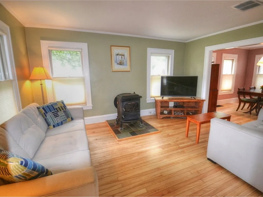 4 University Road Burlington VT 05401