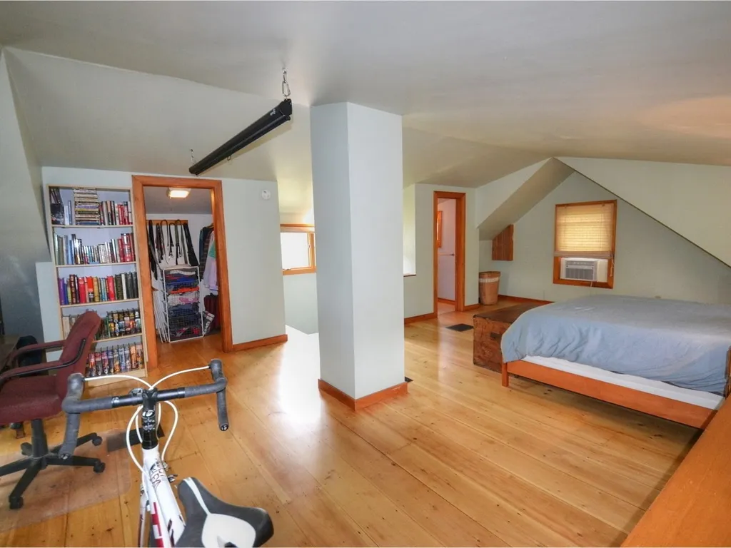 4 University Road Burlington VT 05401