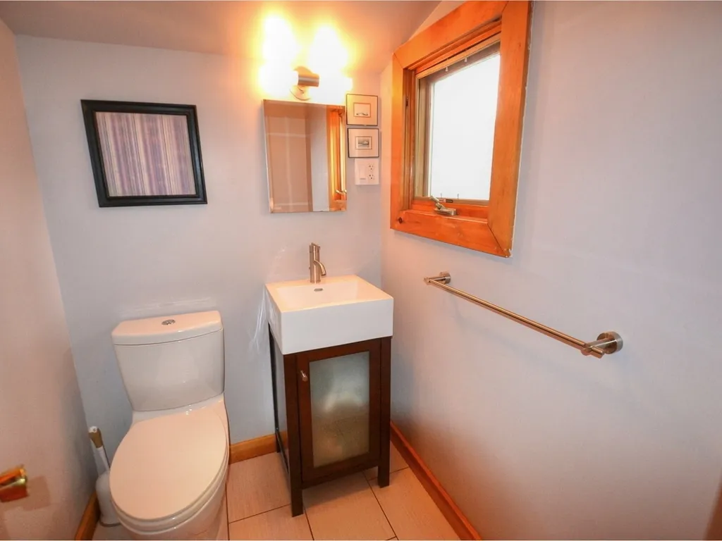 4 University Road Burlington VT 05401