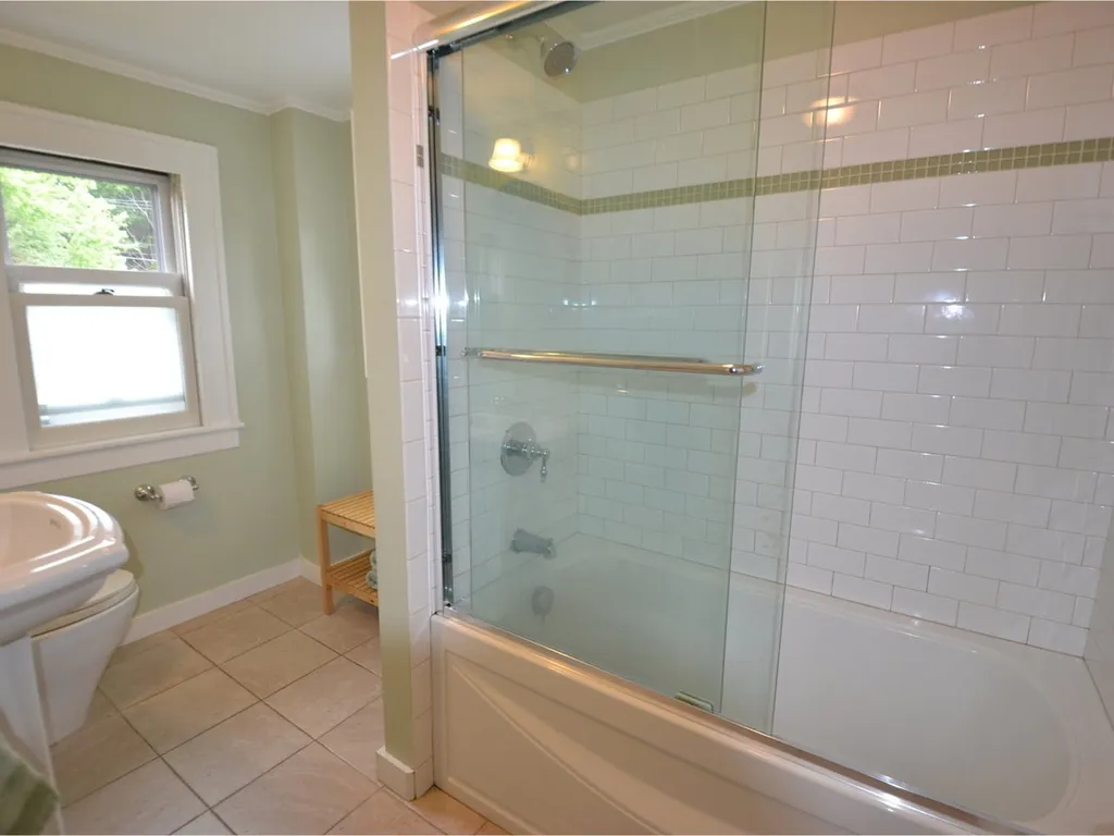 4 University Road Burlington VT 05401