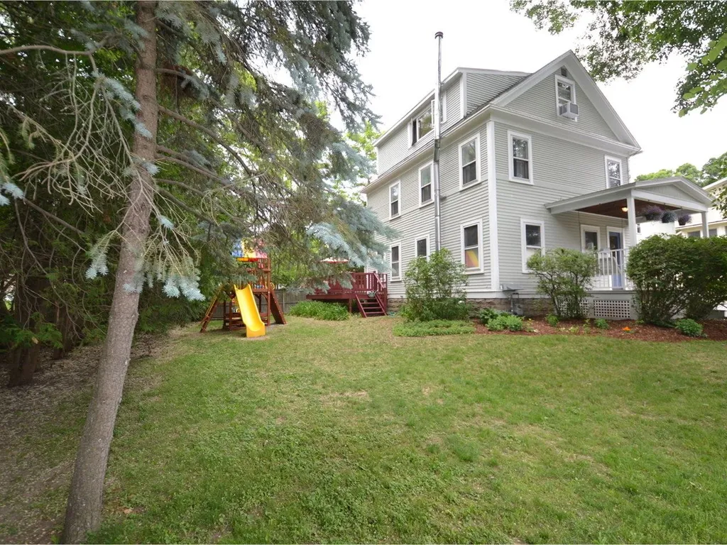 4 University Road Burlington VT 05401