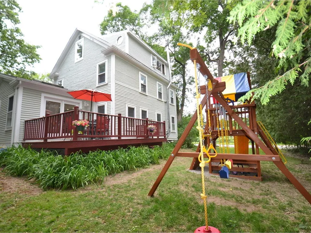 4 University Road Burlington VT 05401