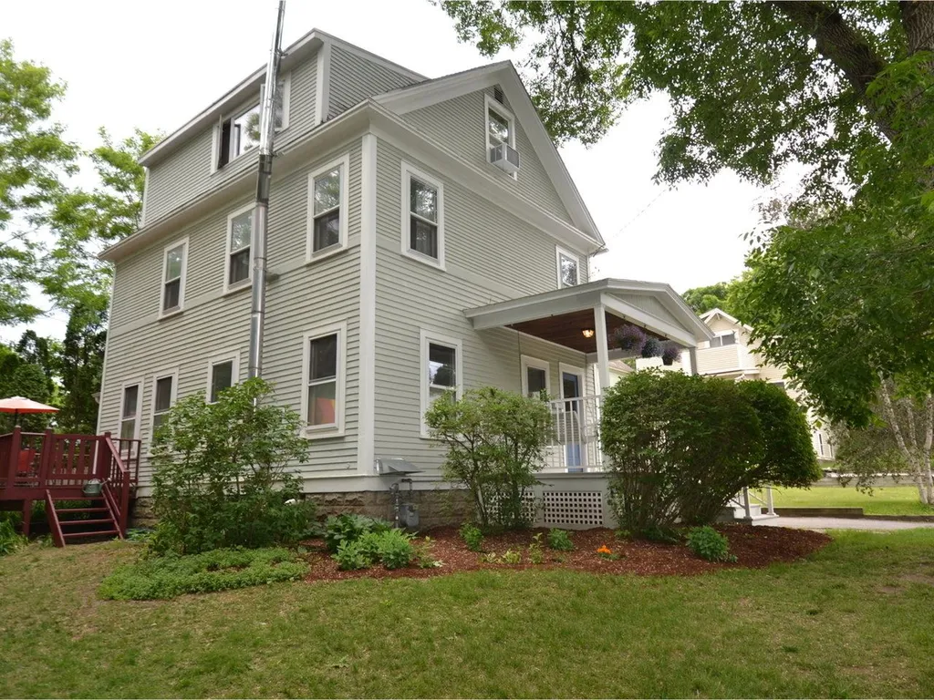 4 University Road Burlington VT 05401