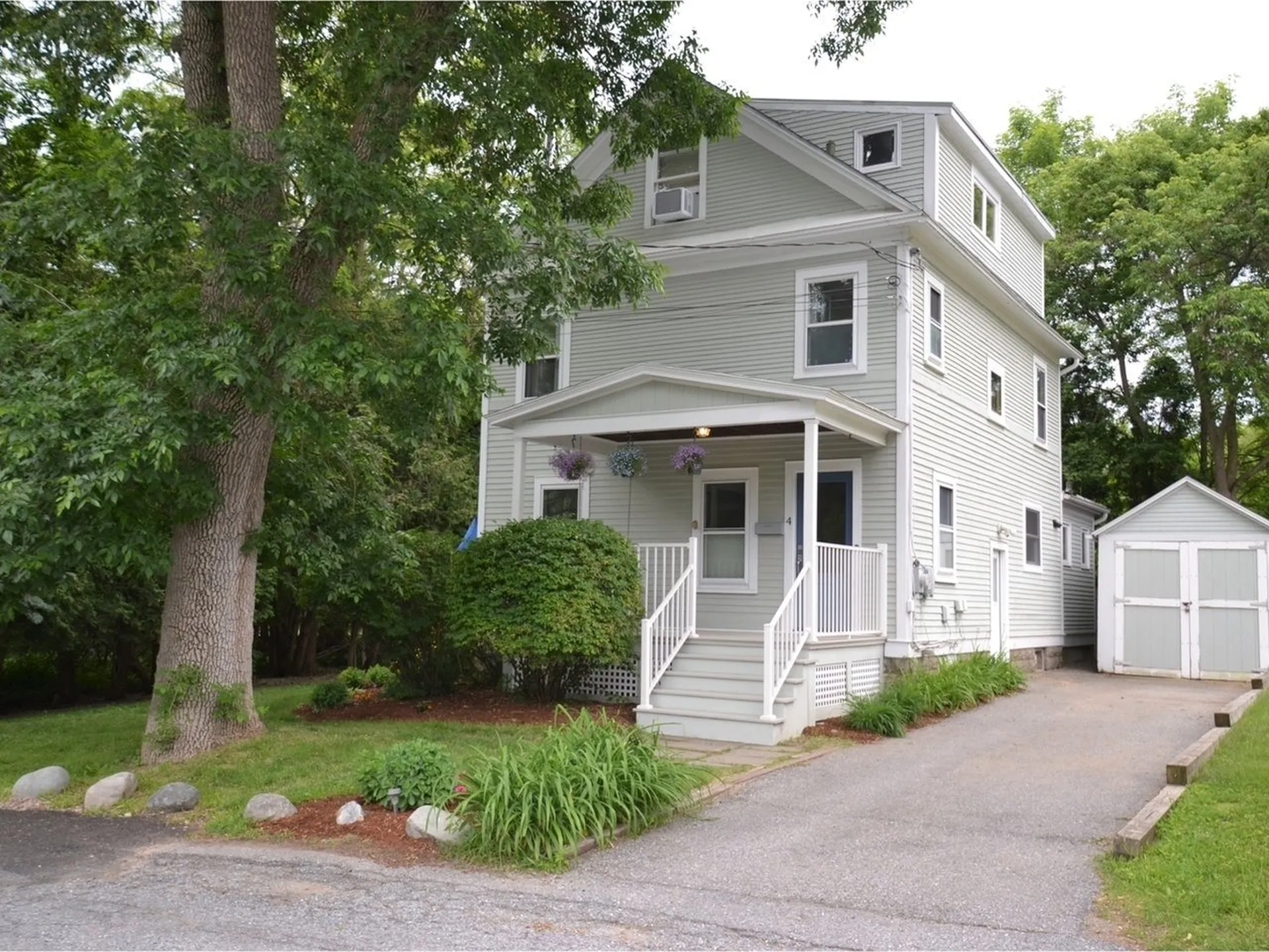 4 University Road Burlington VT 05401