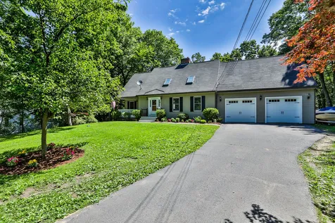 4 Stickney Road Atkinson NH 03811