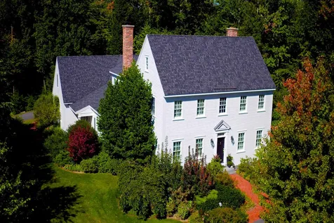 7 Snow Lane New London NH 03257