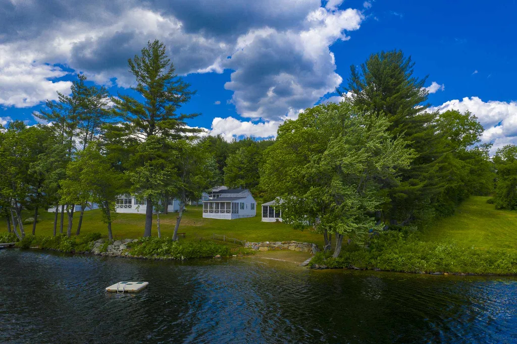 51 Meredith Center Road Meredith NH 03253