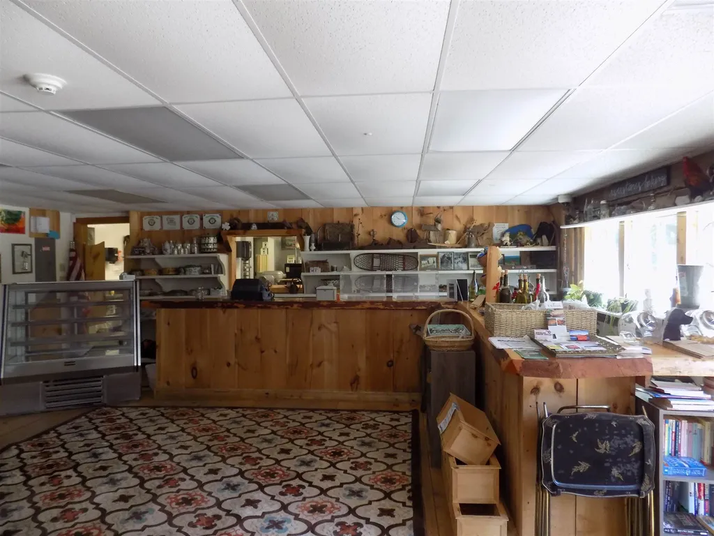 112 Kancamagus Highway Conway NH 03818