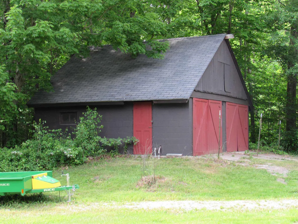 641 Centre Street Sullivan NH 03445