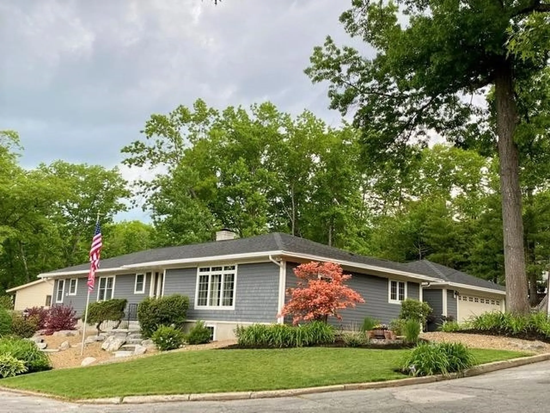 34 Imelda Street Manchester NH 03104