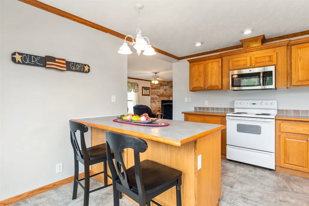 38 Tarah Way Fremont NH 03044