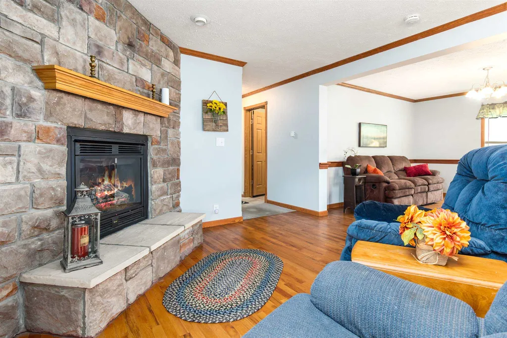 38 Tarah Way Fremont NH 03044