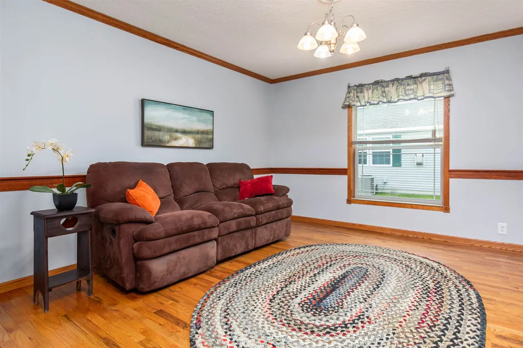 38 Tarah Way Fremont NH 03044