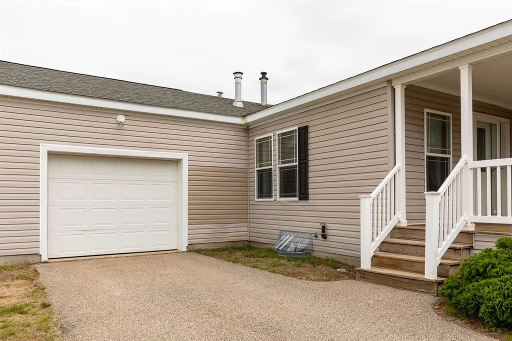 38 Tarah Way Fremont NH 03044