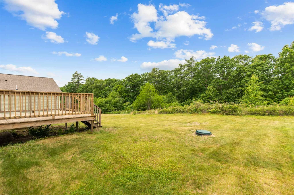 38 Tarah Way Fremont NH 03044