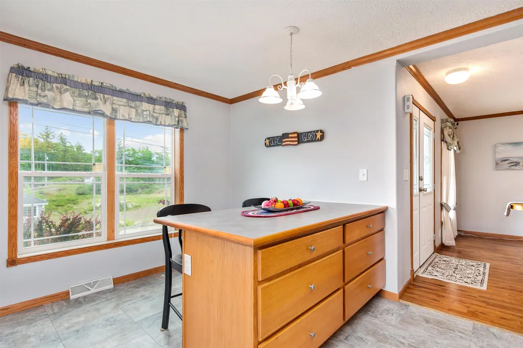 38 Tarah Way Fremont NH 03044