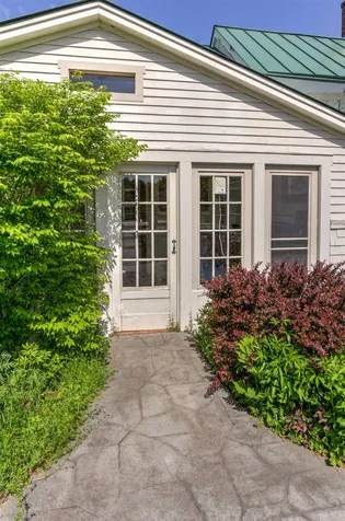 8754 Pomfret Road Pomfret VT 05053
