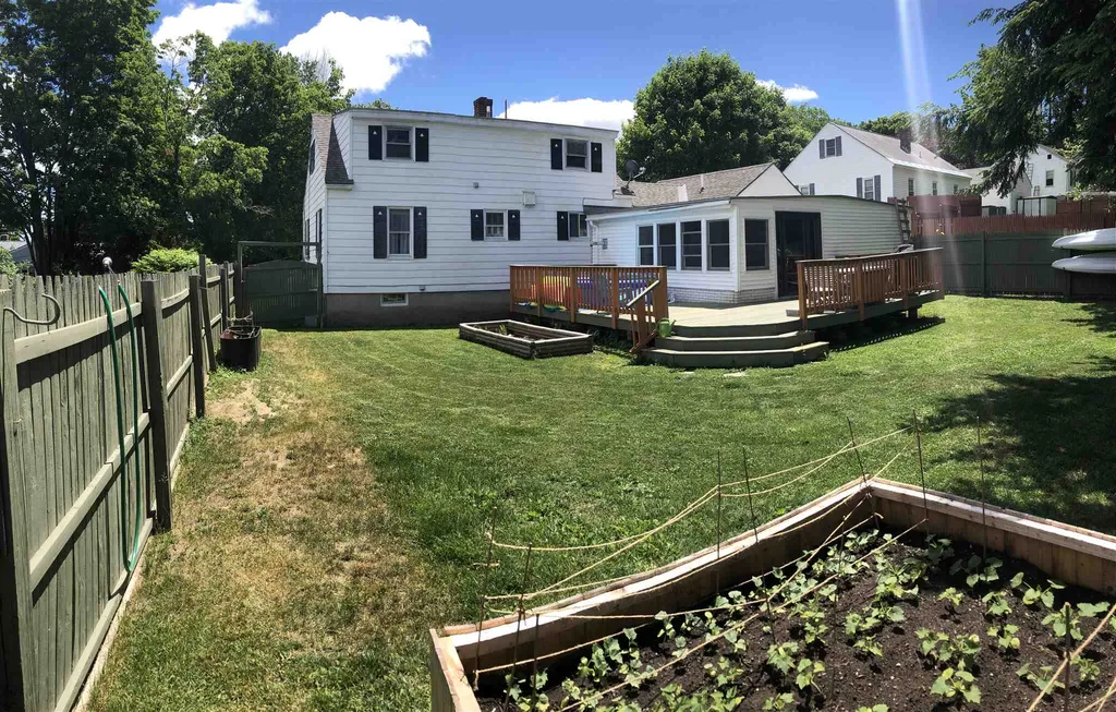 19 Leslie Avenue Claremont NH 03743