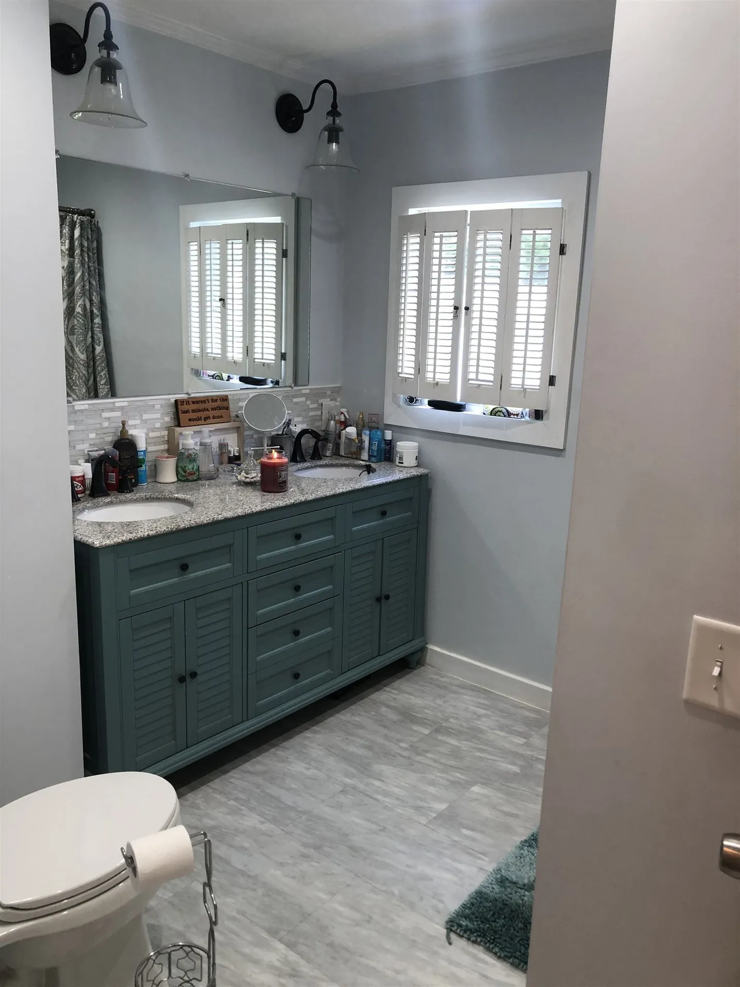 19 Leslie Avenue Claremont NH 03743