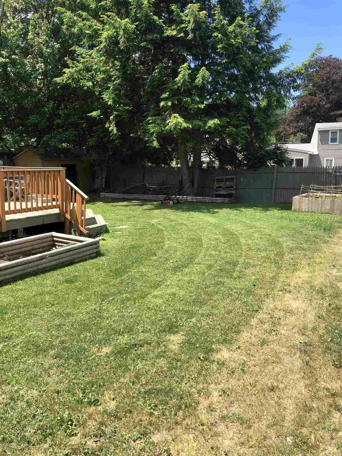 19 Leslie Avenue Claremont NH 03743